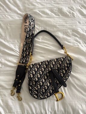 Black & Cream Saddle Bag with Signature Strap